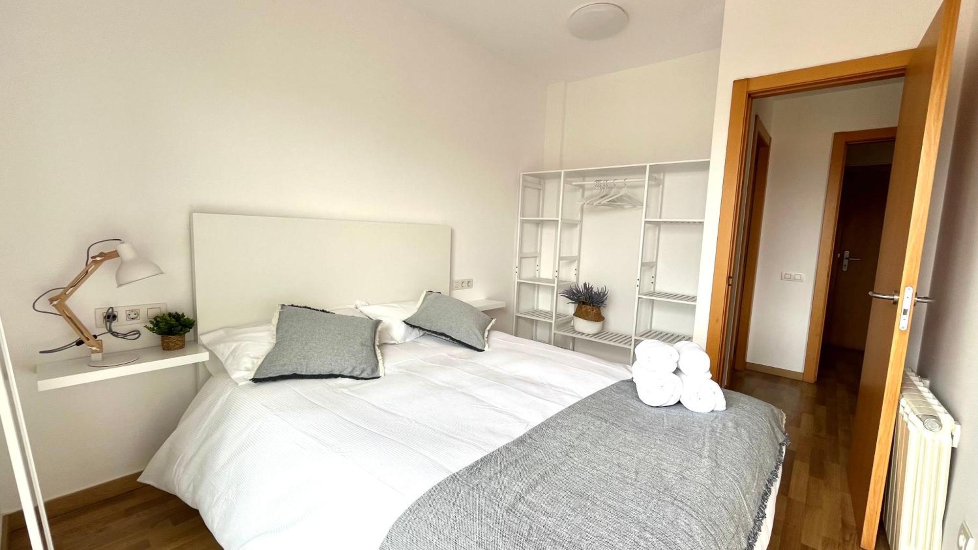 Apartamento Con Terraza By Prestigi Terrassa Zewnętrze zdjęcie